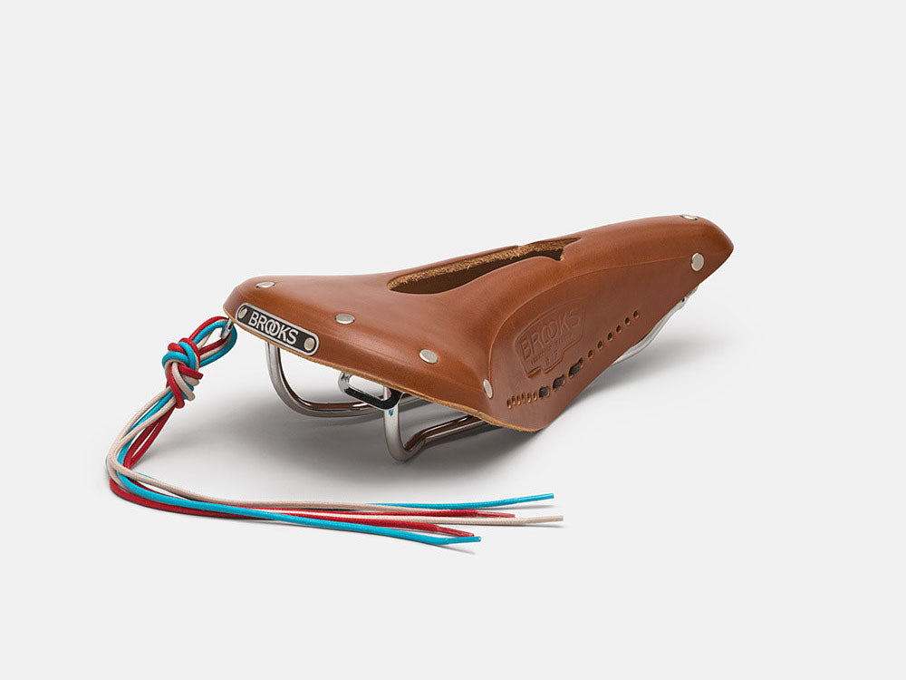Brooks England B17 Carved 中空真皮座位 - 英國人手製造